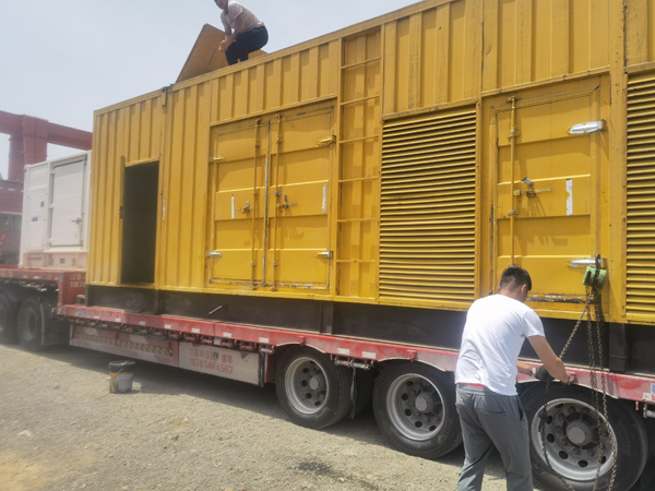 勃利除了负载情况和发动机维护，还有哪些因素会影响 200kw 柴油发电机的油耗？