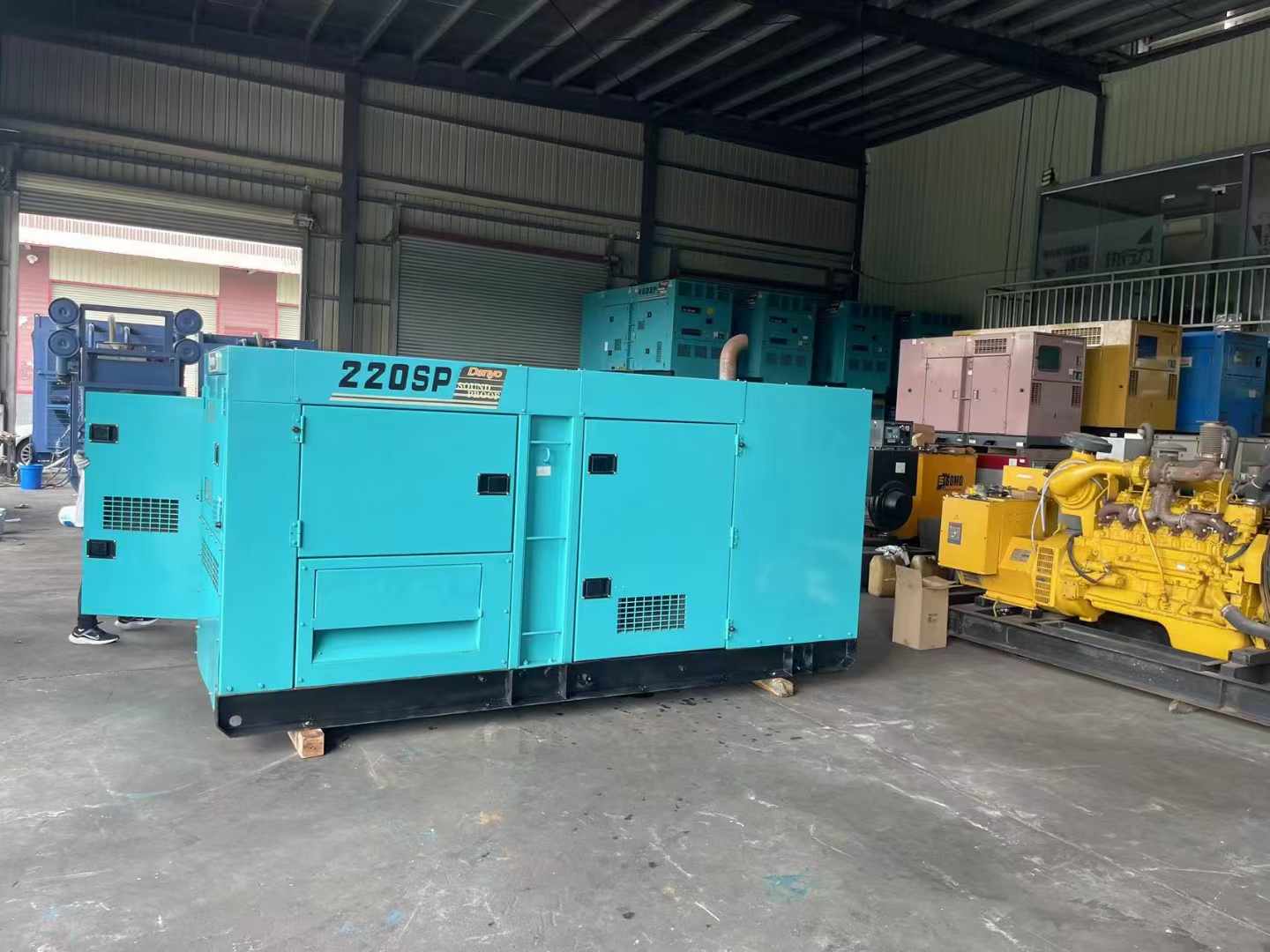 勃利800kW 柴油发电机的输出电流波动范围是多少？